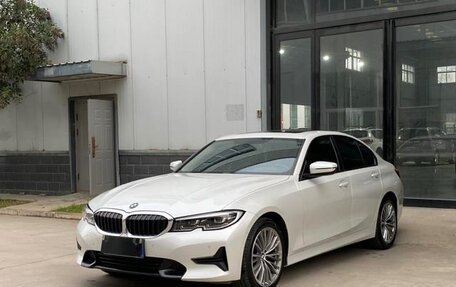 BMW 3 серия, 2022 год, 2 432 000 рублей, 1 фотография