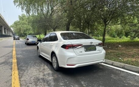 Toyota Corolla, 2021 год, 1 370 000 рублей, 5 фотография