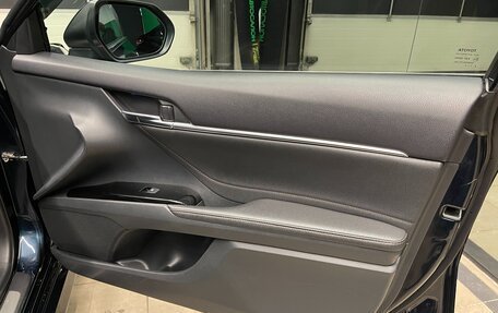 Toyota Camry, 2018 год, 2 500 000 рублей, 17 фотография