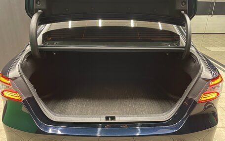 Toyota Camry, 2018 год, 2 500 000 рублей, 27 фотография