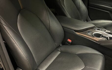 Toyota Camry, 2018 год, 2 500 000 рублей, 18 фотография