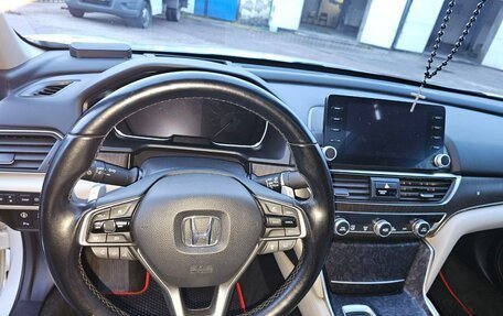 Honda Accord IX рестайлинг, 2020 год, 2 850 000 рублей, 15 фотография