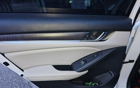 Honda Accord IX рестайлинг, 2020 год, 2 850 000 рублей, 22 фотография