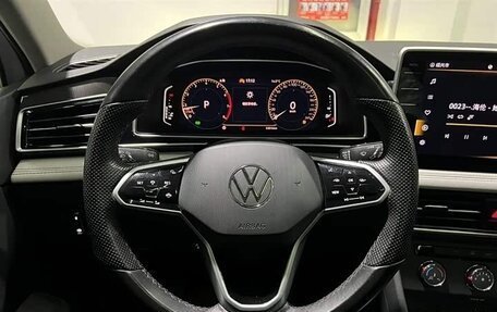 Volkswagen Tiguan II, 2022 год, 2 384 000 рублей, 5 фотография