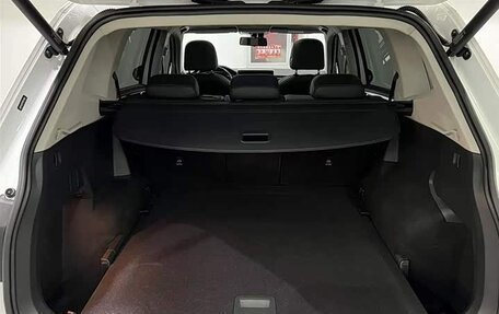 Volkswagen Tiguan II, 2022 год, 2 384 000 рублей, 15 фотография