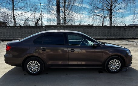 Volkswagen Jetta VI, 2015 год, 1 035 000 рублей, 4 фотография