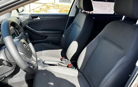 Volkswagen Jetta VI, 2015 год, 1 035 000 рублей, 16 фотография