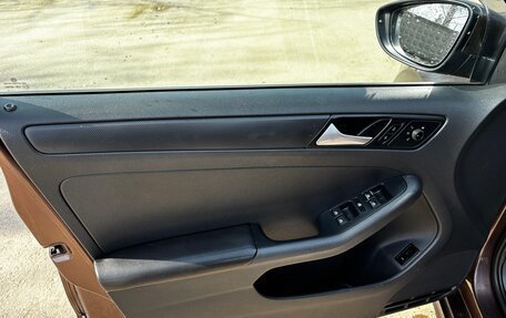 Volkswagen Jetta VI, 2015 год, 1 035 000 рублей, 17 фотография