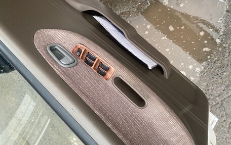 KIA Sportage IV рестайлинг, 2001 год, 365 000 рублей, 13 фотография