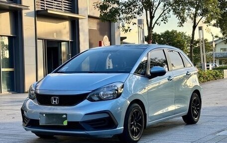 Honda Fit, 2021 год, 1 300 000 рублей, 1 фотография