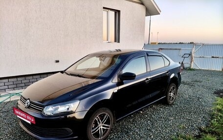 Volkswagen Polo VI (EU Market), 2013 год, 720 000 рублей, 5 фотография