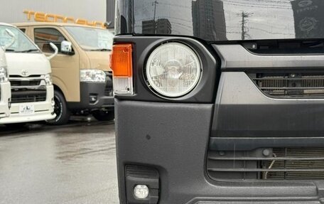 Toyota HiAce H200, 2022 год, 3 750 000 рублей, 9 фотография