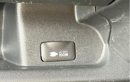 Toyota HiAce H200, 2022 год, 3 750 000 рублей, 25 фотография