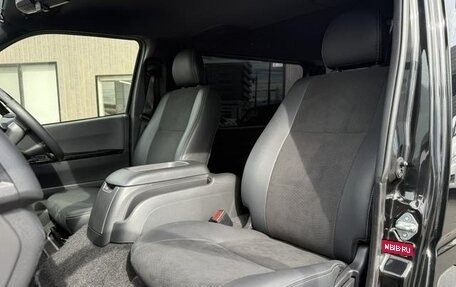 Toyota HiAce H200, 2022 год, 3 750 000 рублей, 24 фотография