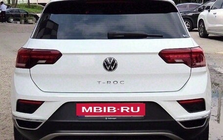 Volkswagen T-Roc I, 2023 год, 1 779 000 рублей, 4 фотография