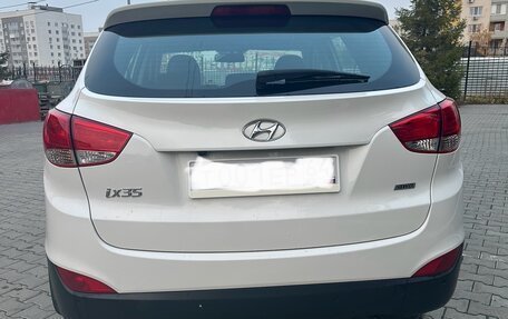 Hyundai ix35 I рестайлинг, 2014 год, 1 800 000 рублей, 4 фотография