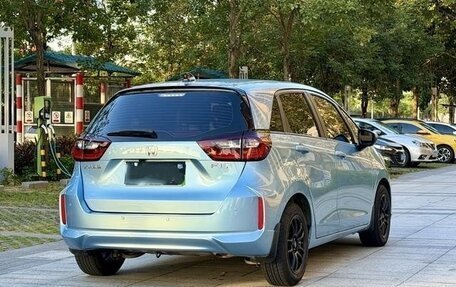 Honda Fit, 2021 год, 1 300 000 рублей, 5 фотография