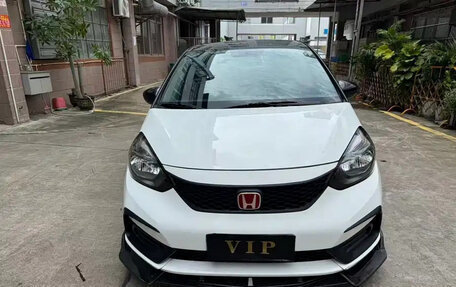 Honda Fit, 2021 год, 1 240 000 рублей, 3 фотография