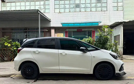 Honda Fit, 2021 год, 1 240 000 рублей, 4 фотография