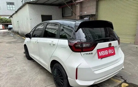 Honda Fit, 2021 год, 1 240 000 рублей, 5 фотография