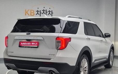 Ford Explorer VI, 2022 год, 3 250 000 рублей, 4 фотография