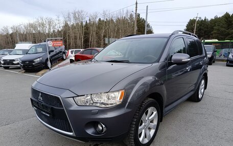 Mitsubishi Outlander III рестайлинг 3, 2011 год, 1 359 995 рублей, 3 фотография