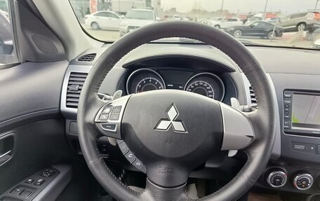 Mitsubishi Outlander III рестайлинг 3, 2011 год, 1 359 995 рублей, 18 фотография