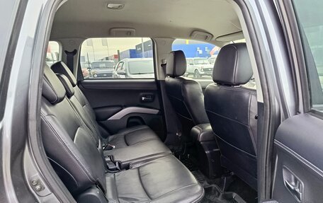 Mitsubishi Outlander III рестайлинг 3, 2011 год, 1 359 995 рублей, 16 фотография