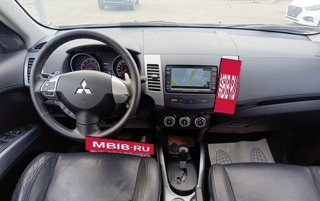 Mitsubishi Outlander III рестайлинг 3, 2011 год, 1 359 995 рублей, 17 фотография