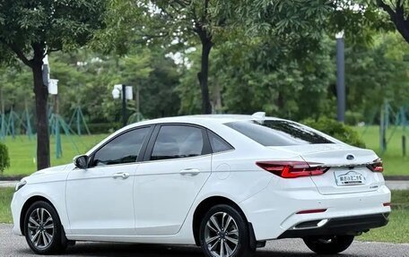 Ford Escort, 2021 год, 1 420 007 рублей, 4 фотография