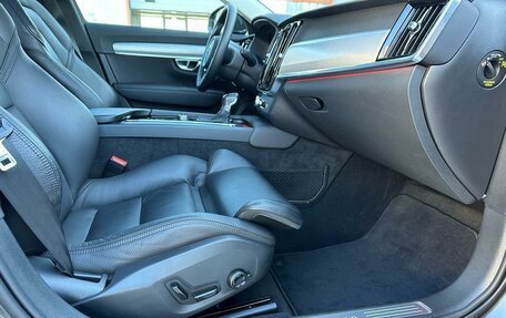 Volvo V90 II, 2019 год, 3 680 000 рублей, 24 фотография