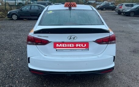 Hyundai Solaris II рестайлинг, 2021 год, 920 000 рублей, 3 фотография