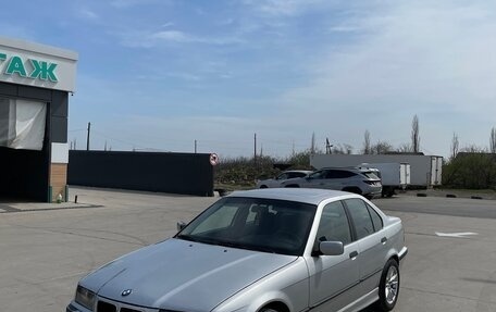 BMW 3 серия, 1994 год, 410 000 рублей, 1 фотография