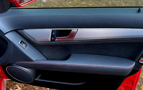 Mercedes-Benz C-Класс, 2013 год, 2 100 000 рублей, 33 фотография