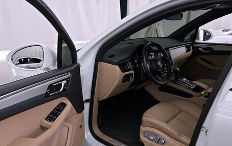 Porsche Macan I рестайлинг, 2022 год, 6 400 000 рублей, 10 фотография