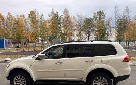 Mitsubishi Pajero Sport II рестайлинг, 2011 год, 1 290 000 рублей, 2 фотография