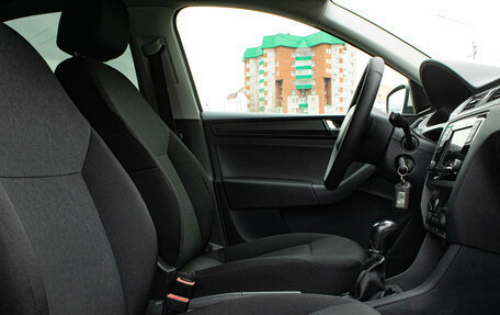 Skoda Rapid I, 2018 год, 1 099 000 рублей, 12 фотография