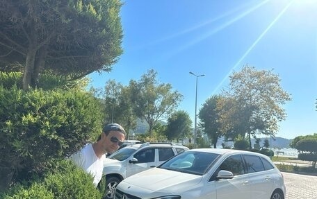 Mercedes-Benz B-Класс, 2018 год, 1 870 000 рублей, 1 фотография