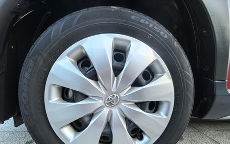 Toyota Yaris XP150 рестайлинг, 2022 год, 1 300 000 рублей, 8 фотография