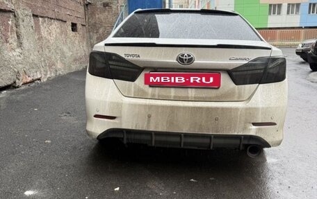 Toyota Camry, 2011 год, 1 650 000 рублей, 2 фотография