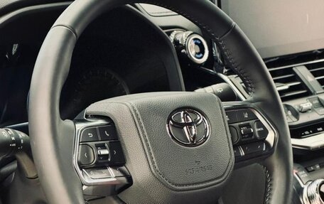 Toyota Land Cruiser, 2022 год, 11 000 000 рублей, 1 фотография