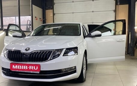 Skoda Octavia, 2020 год, 2 300 000 рублей, 2 фотография