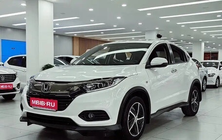Honda Vezel, 2022 год, 1 730 000 рублей, 1 фотография