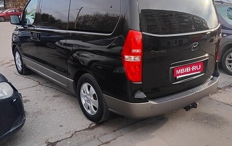 Hyundai Grand Starex Grand Starex I рестайлинг 2, 2013 год, 2 460 000 рублей, 11 фотография