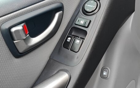 Hyundai Grand Starex Grand Starex I рестайлинг 2, 2013 год, 2 460 000 рублей, 17 фотография