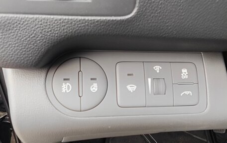 Hyundai Grand Starex Grand Starex I рестайлинг 2, 2013 год, 2 460 000 рублей, 19 фотография