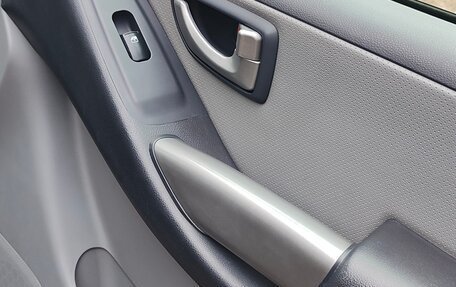 Hyundai Grand Starex Grand Starex I рестайлинг 2, 2013 год, 2 460 000 рублей, 32 фотография