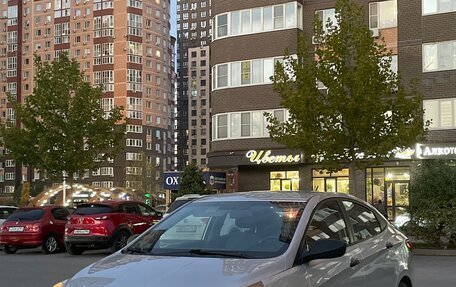 Hyundai Solaris II рестайлинг, 2014 год, 720 000 рублей, 1 фотография