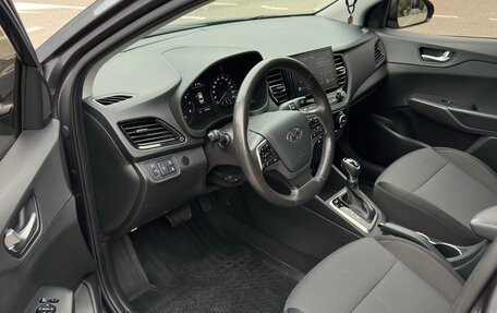 Hyundai Solaris II рестайлинг, 2021 год, 1 690 000 рублей, 11 фотография