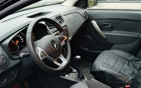 Renault Logan II, 2020 год, 800 000 рублей, 5 фотография